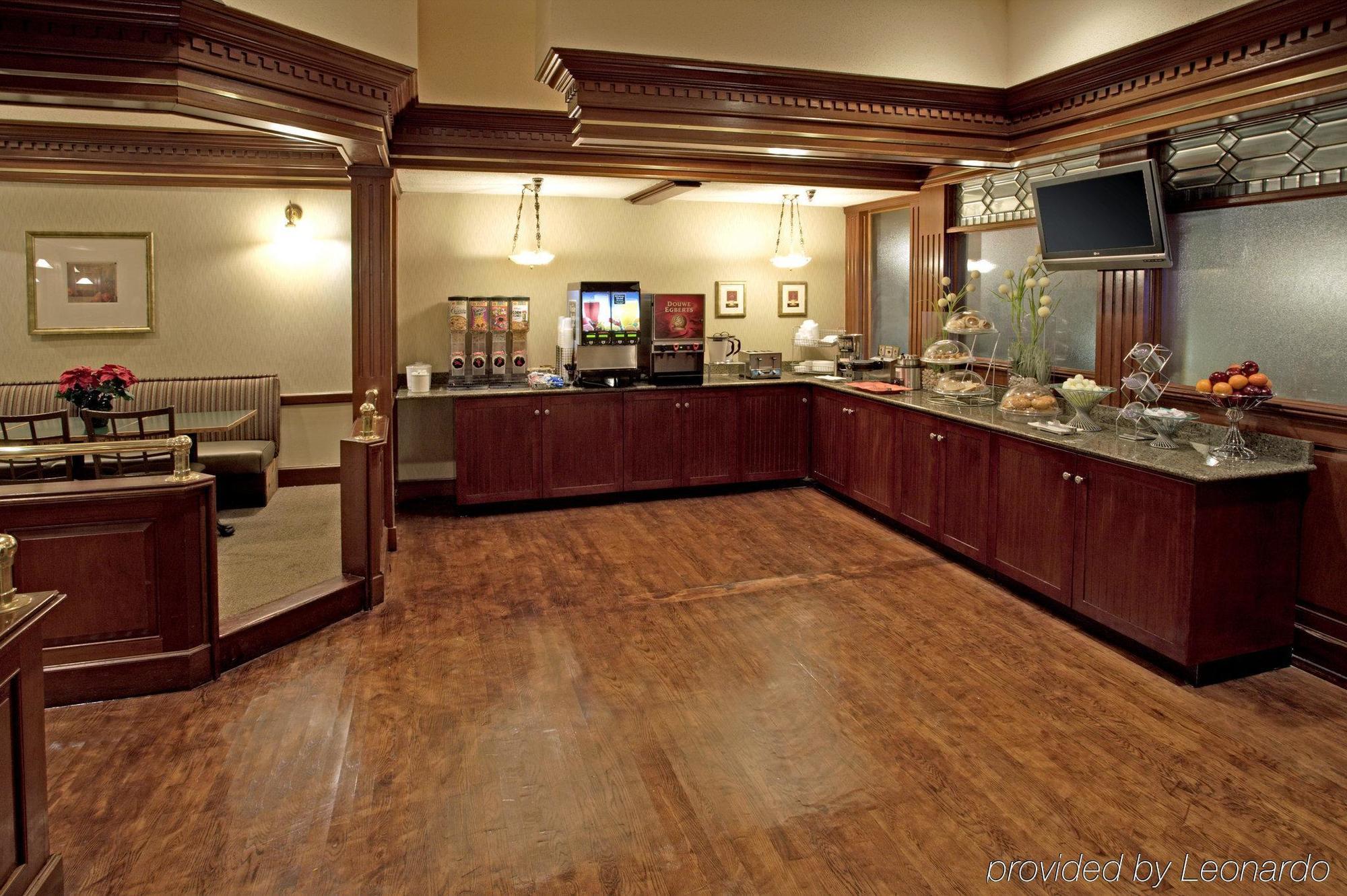Quality Inn Near Hampton Coliseum Ресторан фото